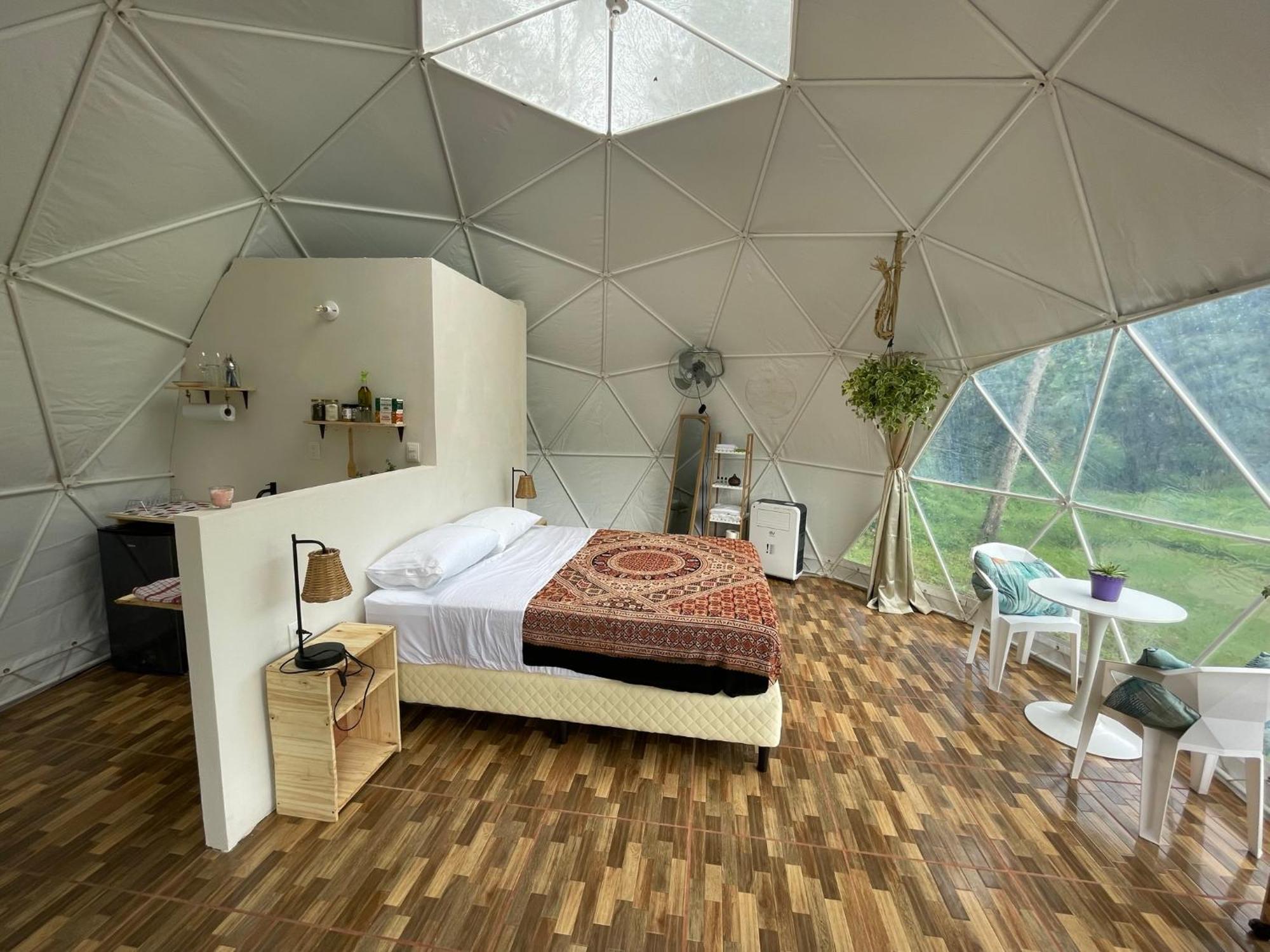La Comarca River Glamping Dome Near Мануэль-Антонио Экстерьер фото