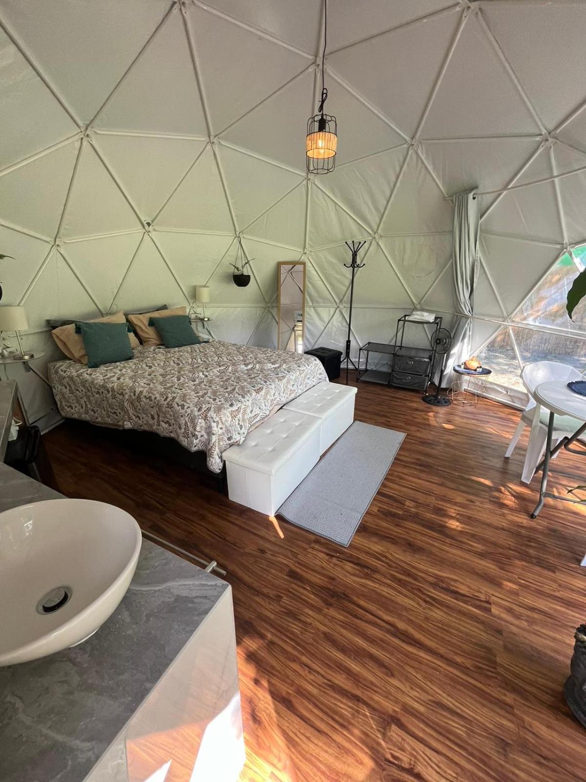 La Comarca River Glamping Dome Near Мануэль-Антонио Экстерьер фото