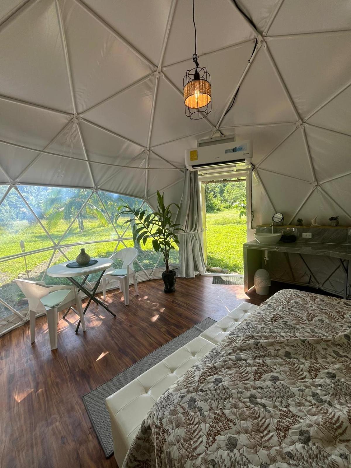 La Comarca River Glamping Dome Near Мануэль-Антонио Экстерьер фото