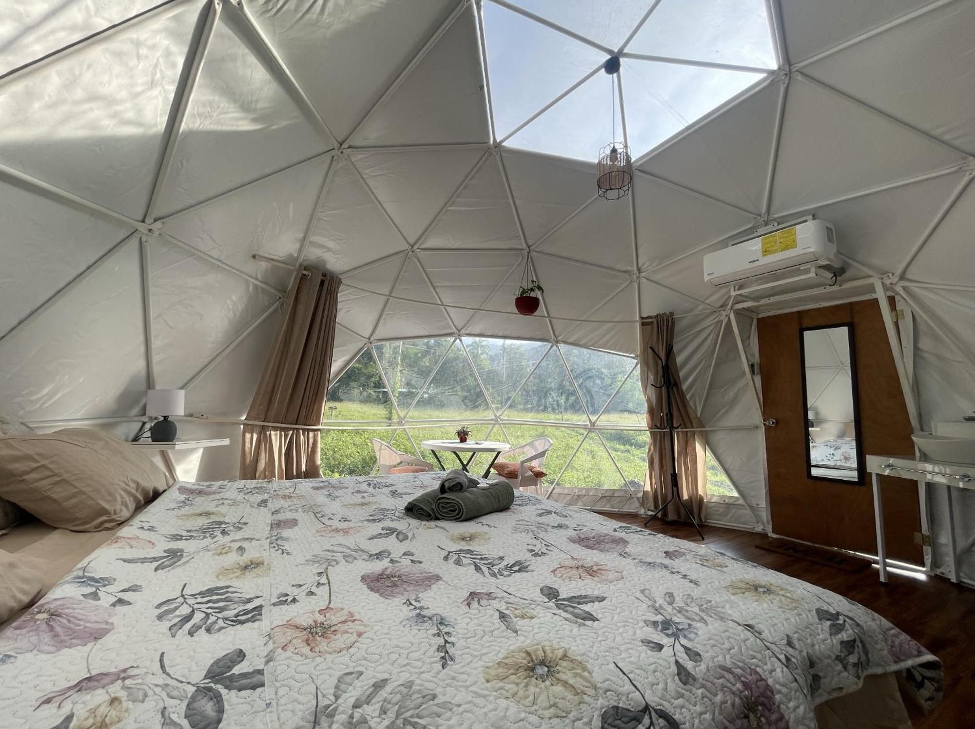 La Comarca River Glamping Dome Near Мануэль-Антонио Экстерьер фото